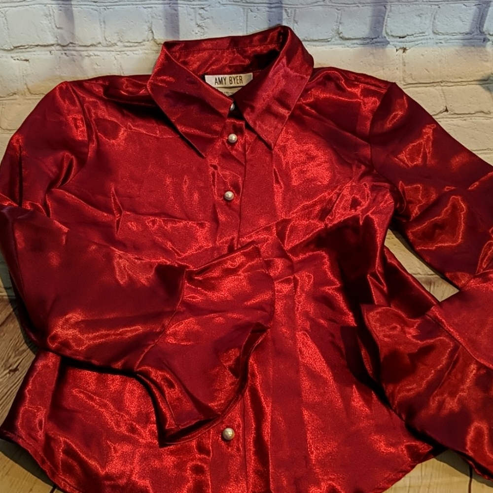 Amy Byer red satin‎ dress shirt